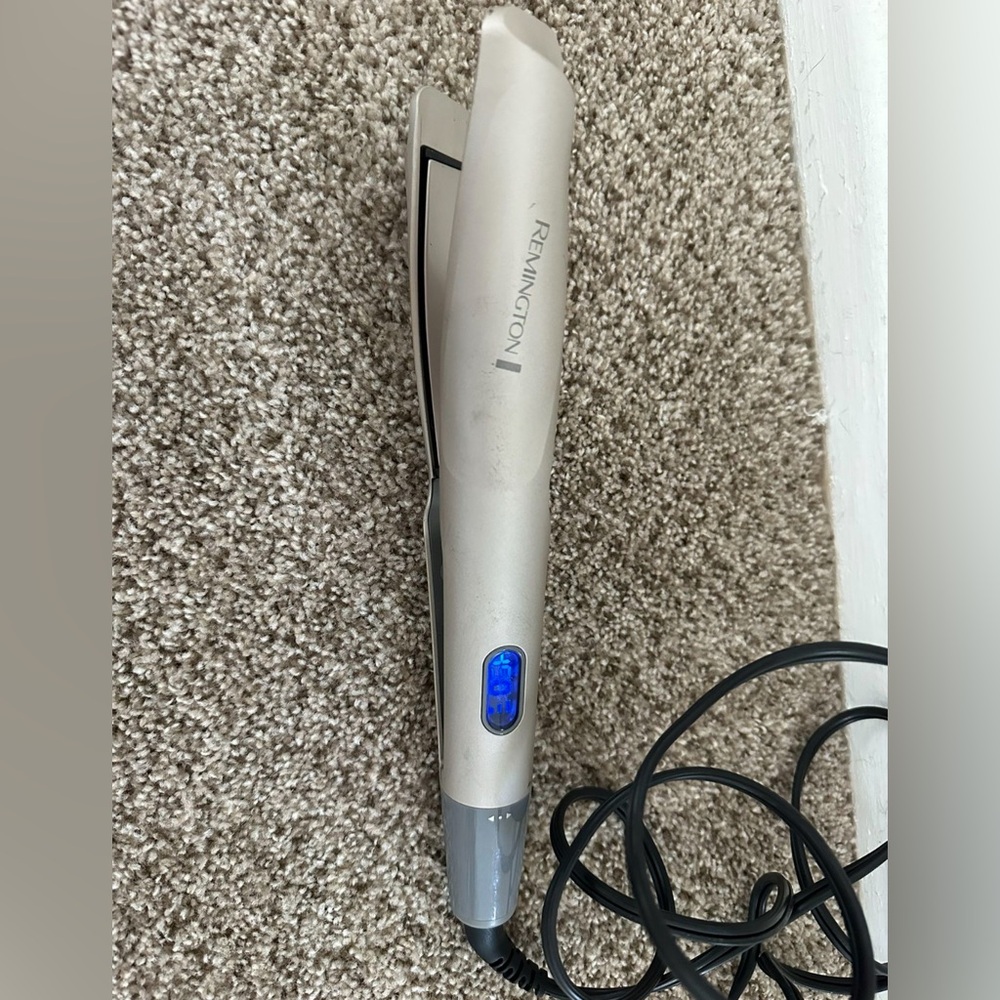 Remington Pro Multi-Styler with Twist & Curl Technology - 1"